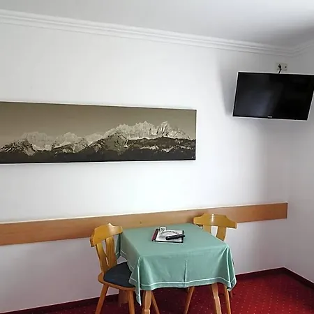 Hotel Alpenhotel Kuechl 3*