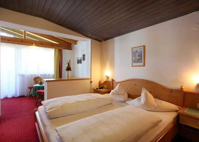 فندق Alpenhotel Kuechl