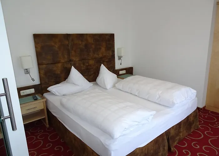 Alpenhotel Kuechl Szálloda 3*