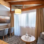 Alpenhotel Kuechl 티롤 키르흐베르크