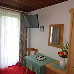 Alpenhotel Kuechl 티롤 키르흐베르크